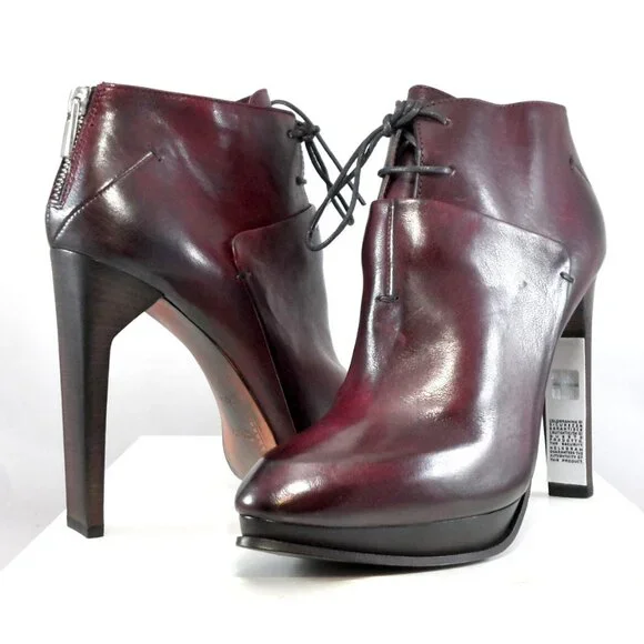 NIB$995 CoSTUME NATIONAL LACED LEATHER ANKLE BOOTS PLATFORM BACK ZIP HEELS 39.5